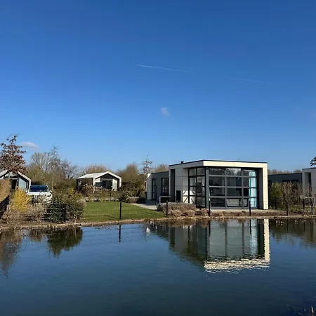 Marina Strandbad Ijssel Oase Mit Zaun Haus Nr 77 * Olburgen
