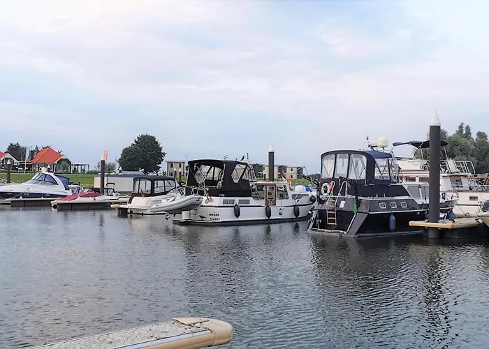 Marina Strandbad Ijssel Oase Mit Zaun Haus Nr 77 Сasa de vacaciones *