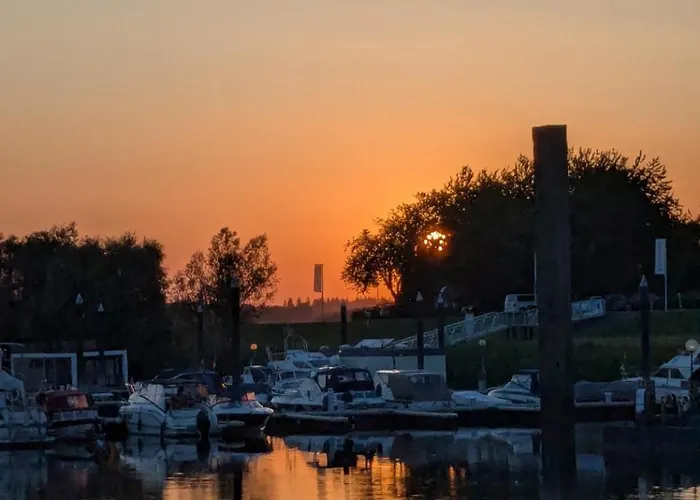 Сasa de vacaciones Marina Strandbad Ijssel Oase Mit Zaun Haus Nr 77